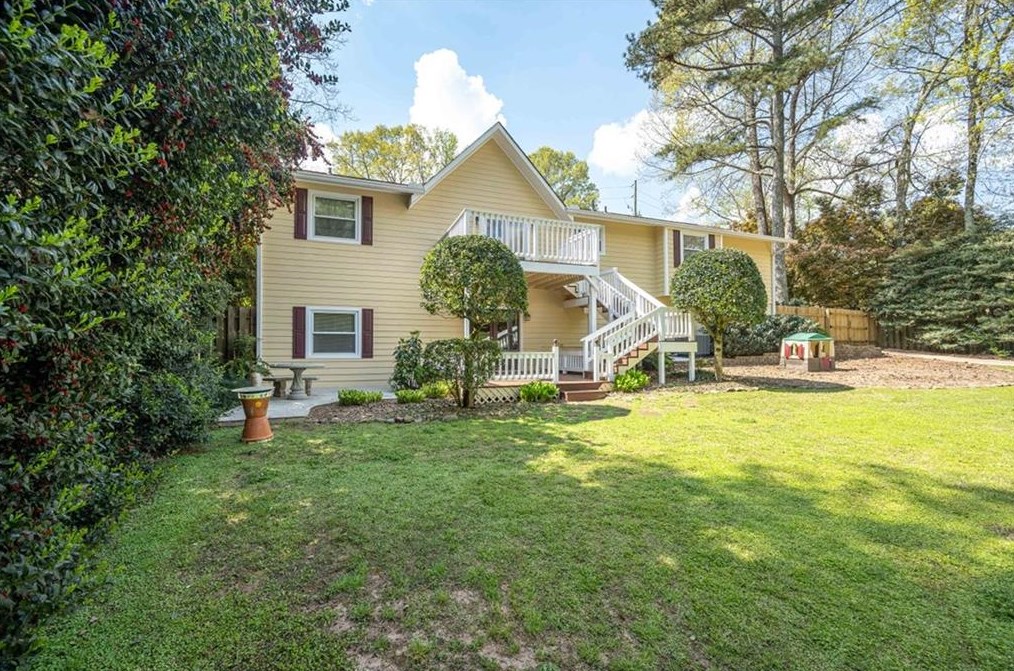 6253 Skyline Dr, Douglasville, GA 30135-3951