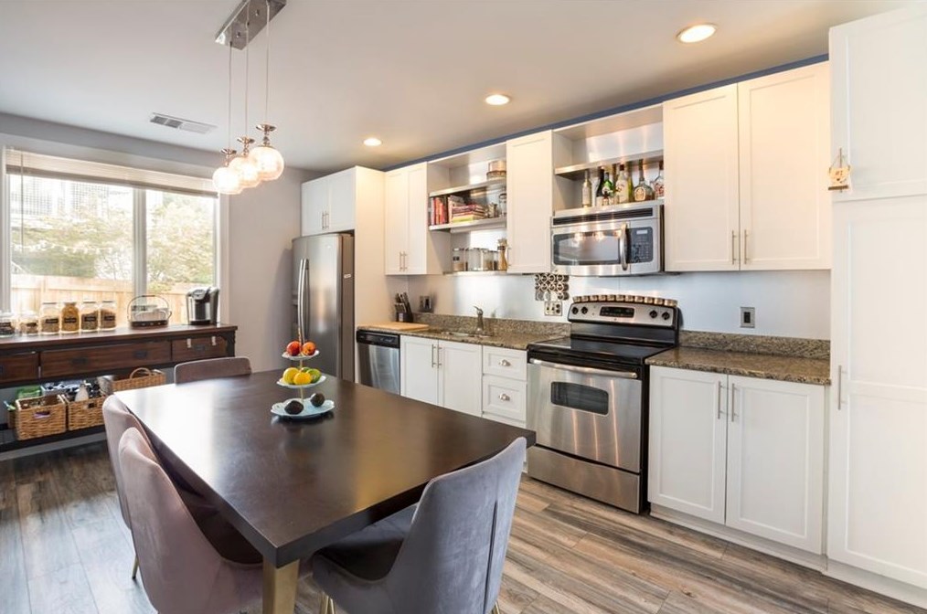 1225 Van Allen Mews, Atlanta, GA 30318-4183