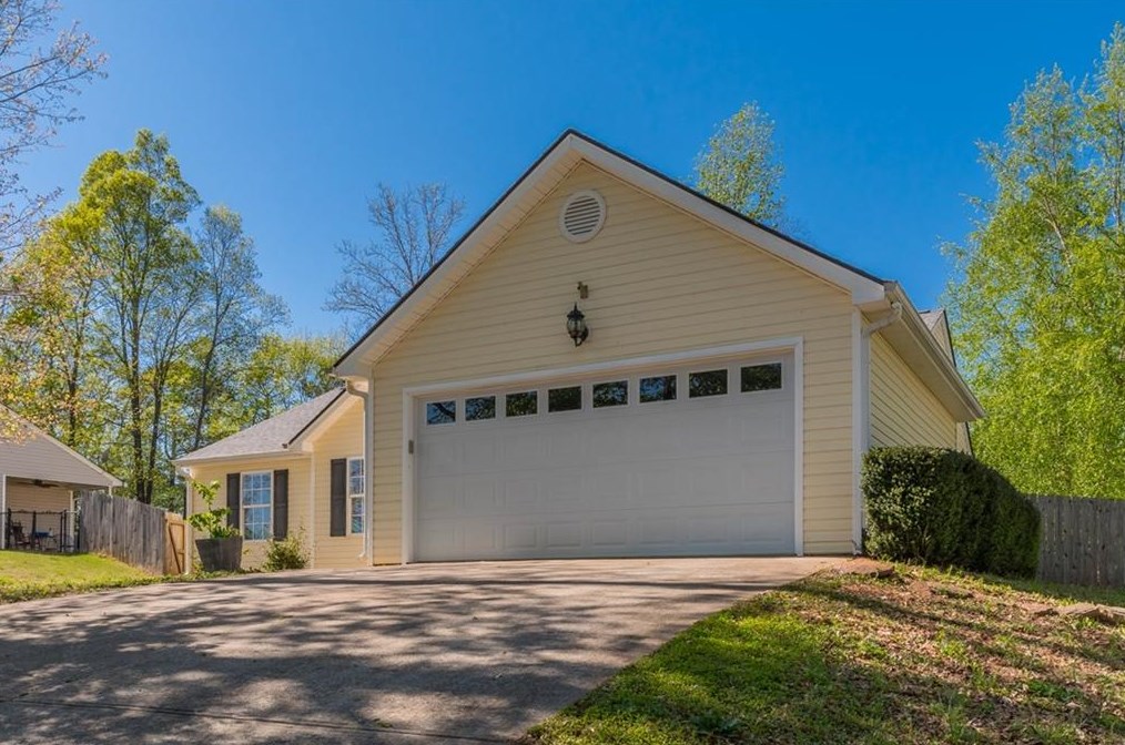 915 Wexford Way, Auburn, GA 30011
