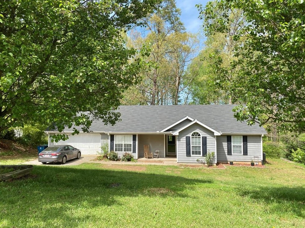 585 Hickeria Way, Winder, GA 30680-3675