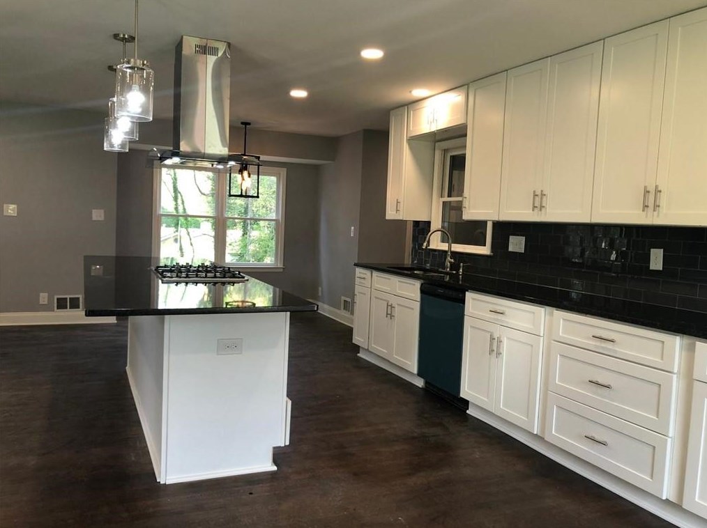 224 Edith Ln Nw, Lilburn, GA 30047