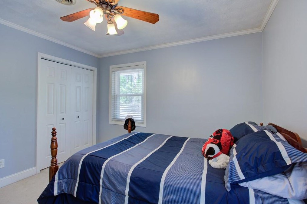 890 Brentwood Dr, Smyrna GA  30082-3404 exterior