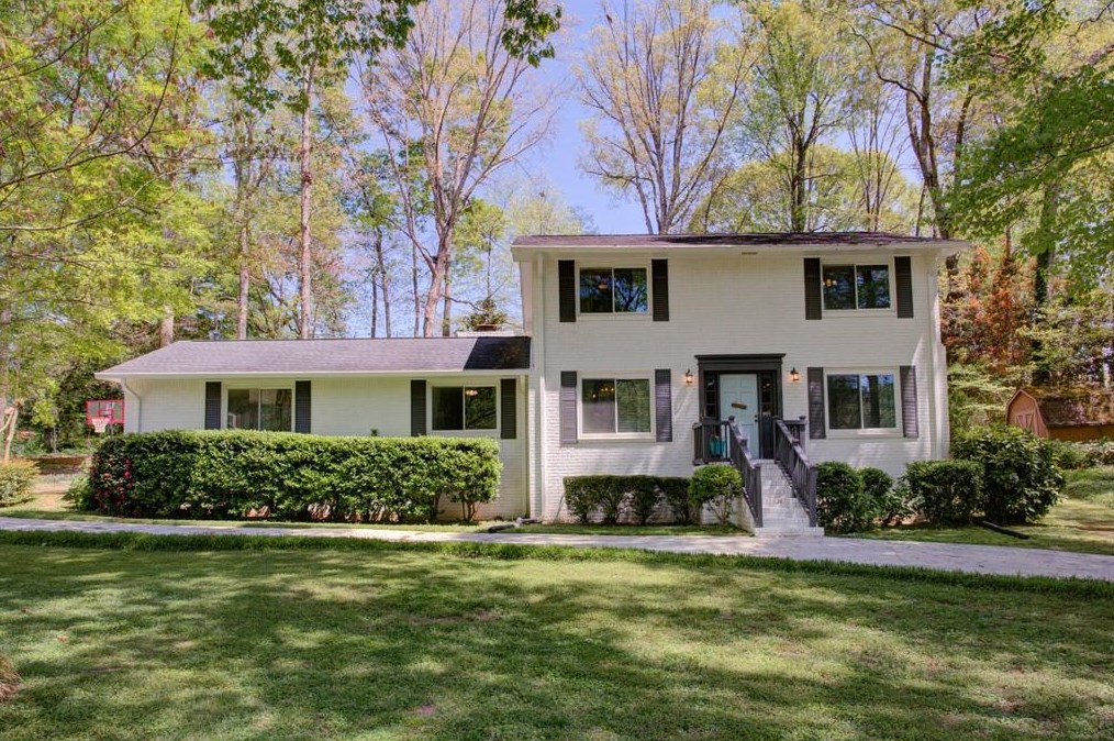 890 Brentwood Dr, Smyrna GA  30082-3404 exterior