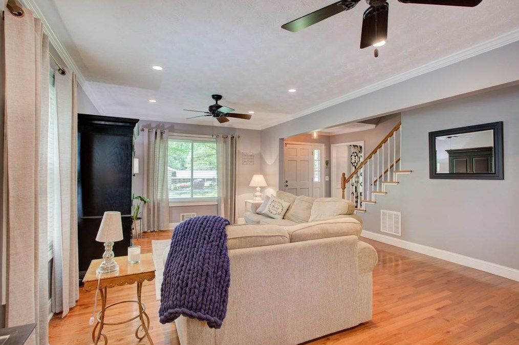 890 Brentwood Dr, Smyrna GA  30082-3404 exterior