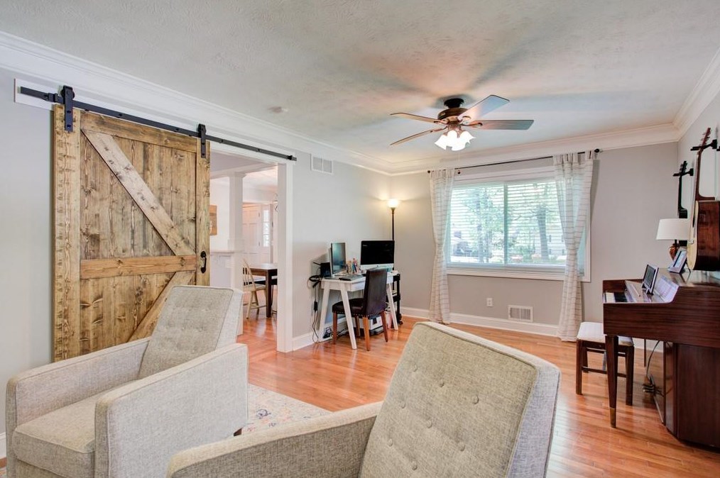 890 Brentwood Dr, Smyrna GA  30082-3404 exterior