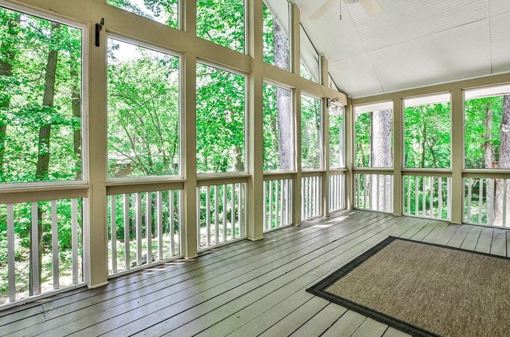 4512 Sharon Valley Ct, Atlanta GA  30338-5952 exterior