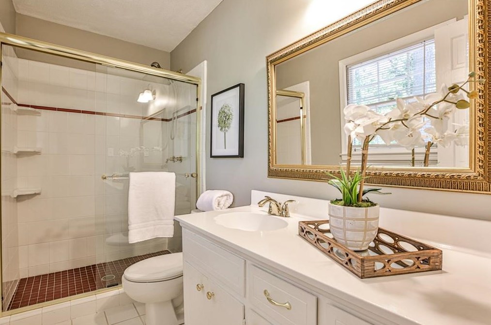 4512 Sharon Valley Ct, Atlanta GA  30338-5952 exterior