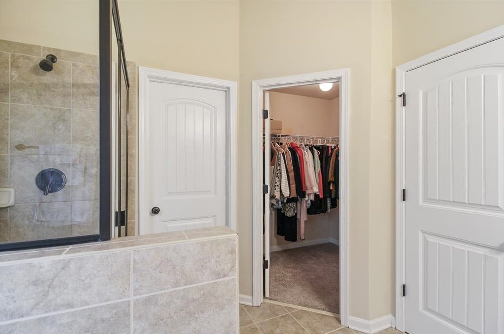 5078 Jack Dr, Decatur GA  30035-6013 exterior