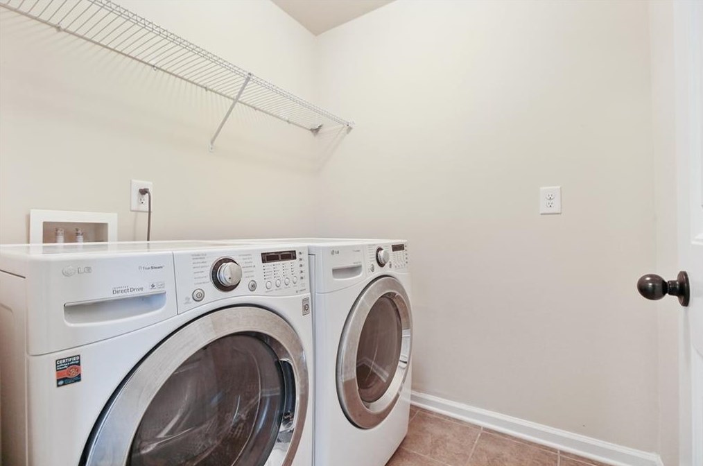 5078 Jack Dr, Decatur GA  30035-6013 exterior