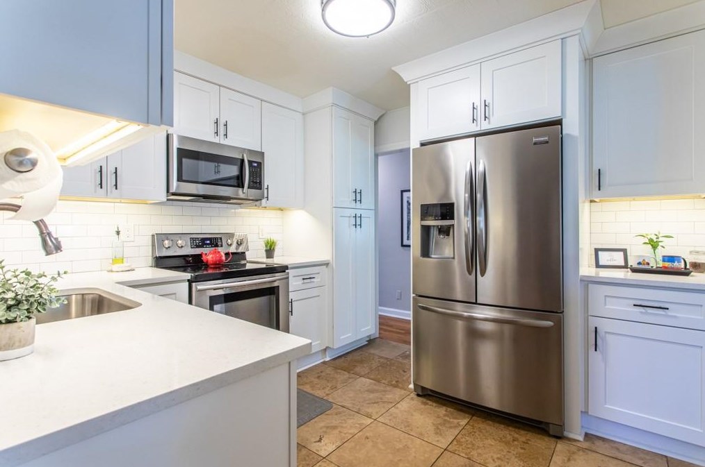 2222 Desmond Dr, Decatur GA  30033-4742 exterior