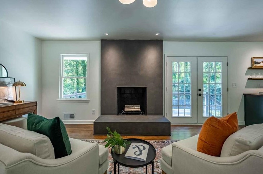 2801 Riderwood Dr, Decatur GA  30033-1532 exterior