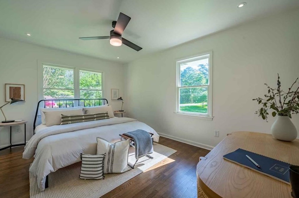 2801 Riderwood Dr, Decatur GA  30033-1532 exterior