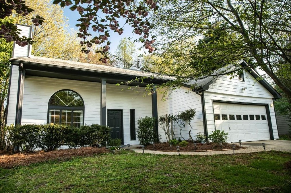 11350 Ridge Hill Dr, Alpharetta, GA 30022-5616