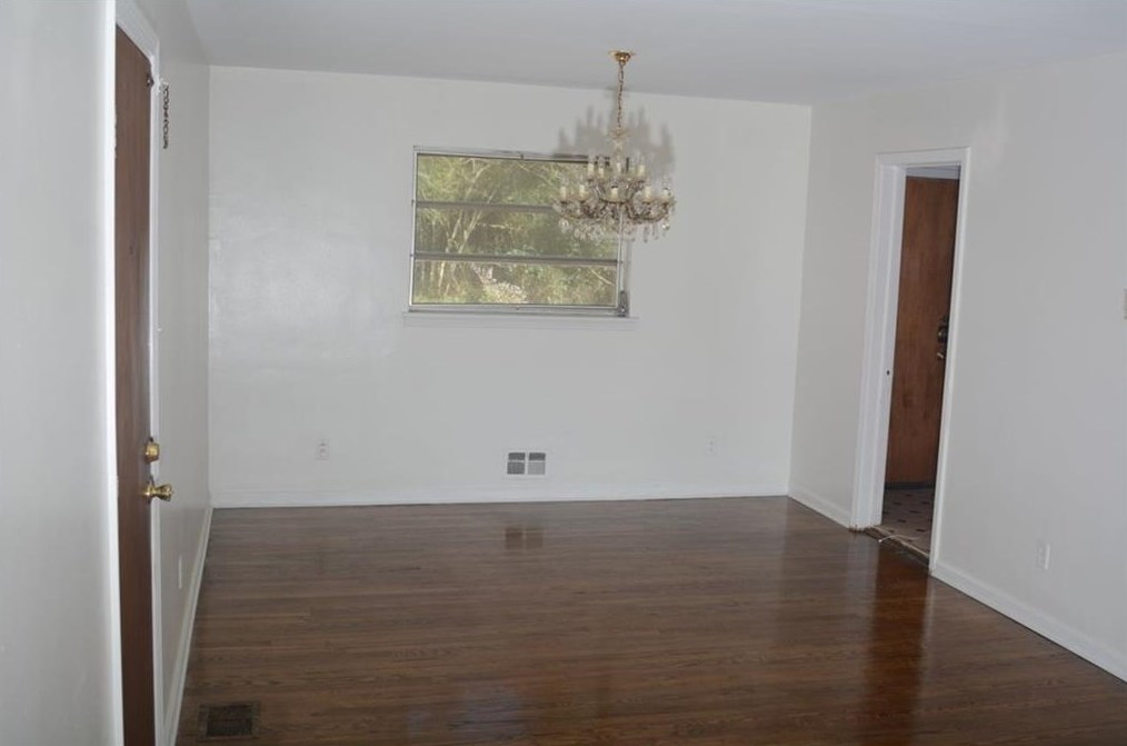 2403 Shamrock Dr, Decatur GA  30032-7149 exterior