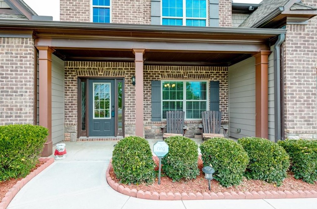 2646 Holden Spring Dr, Dacula, GA 30019-1899