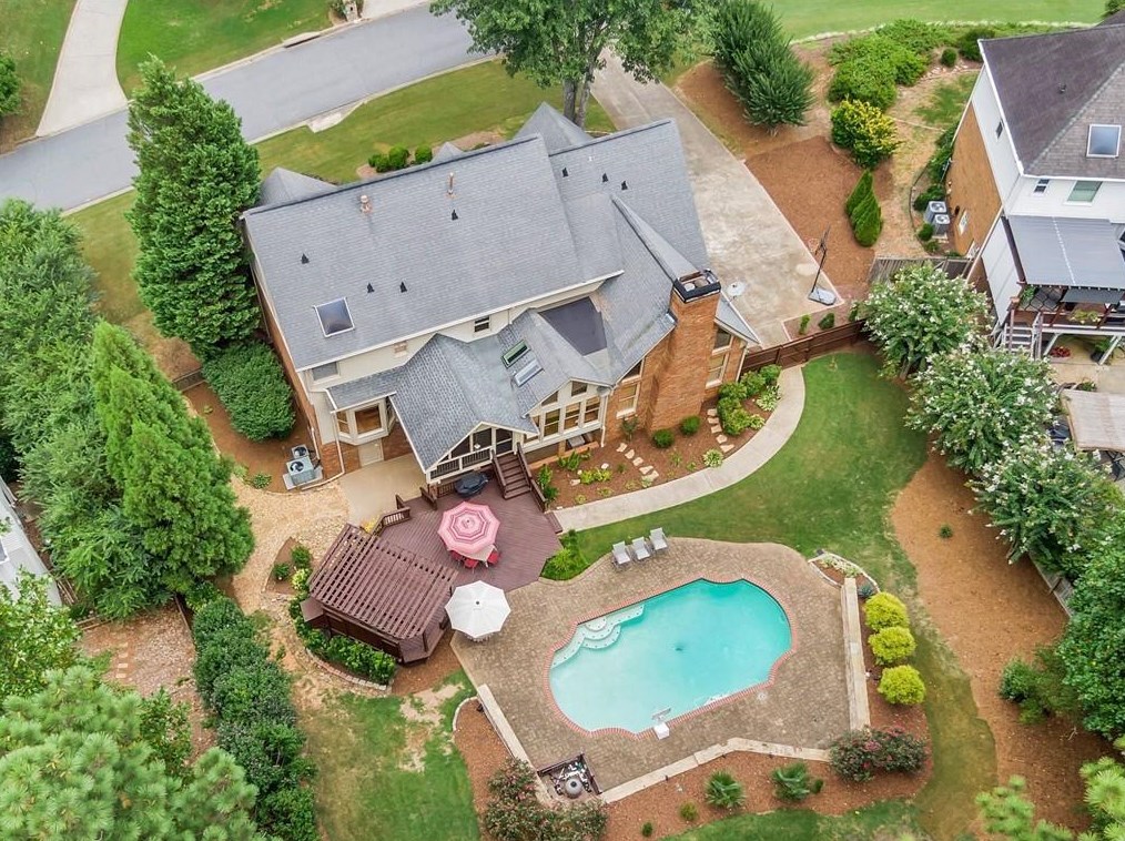1030 Brooksglen Dr, Roswell, GA 30075-1372