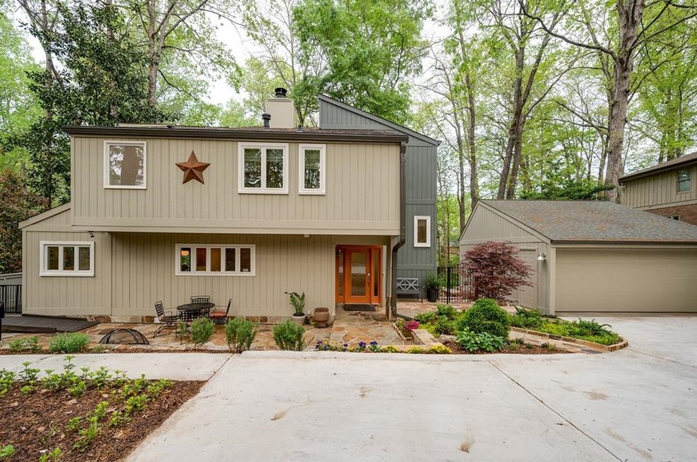 1235 Old Woodbine Rd, Atlanta GA  30319-1039 exterior