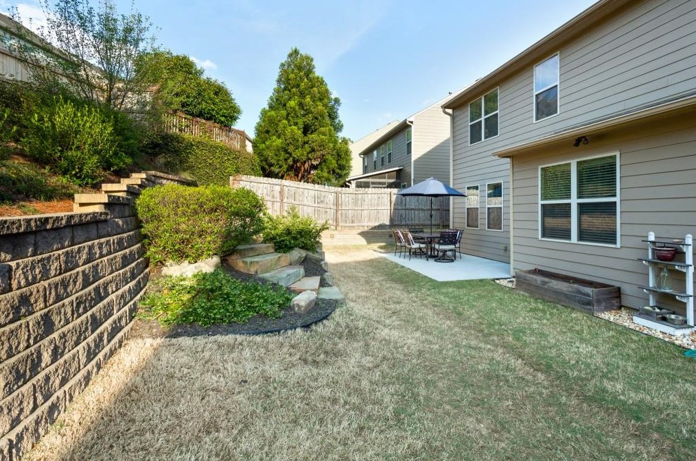 5015 Groover Dr, Smyrna GA  30080-7221 exterior