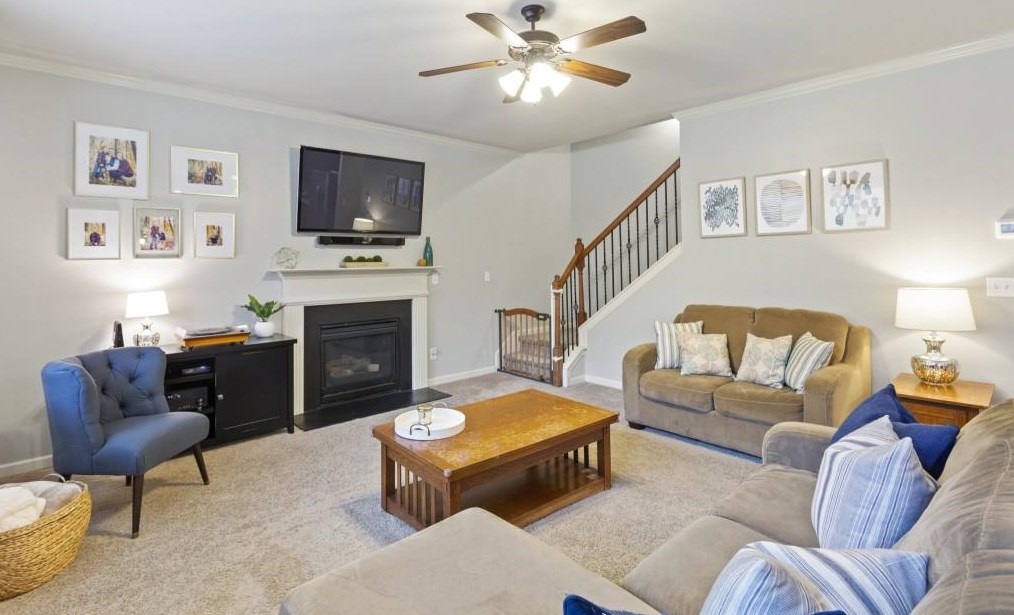 5015 Groover Dr, Smyrna GA  30080-7221 exterior