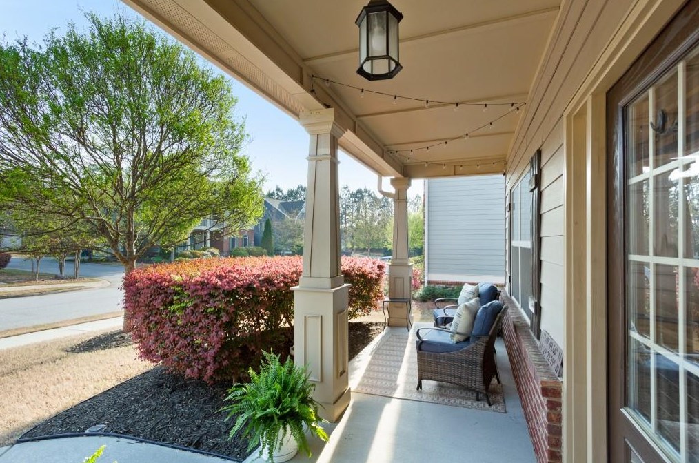 5015 Groover Dr, Smyrna GA  30080-7221 exterior