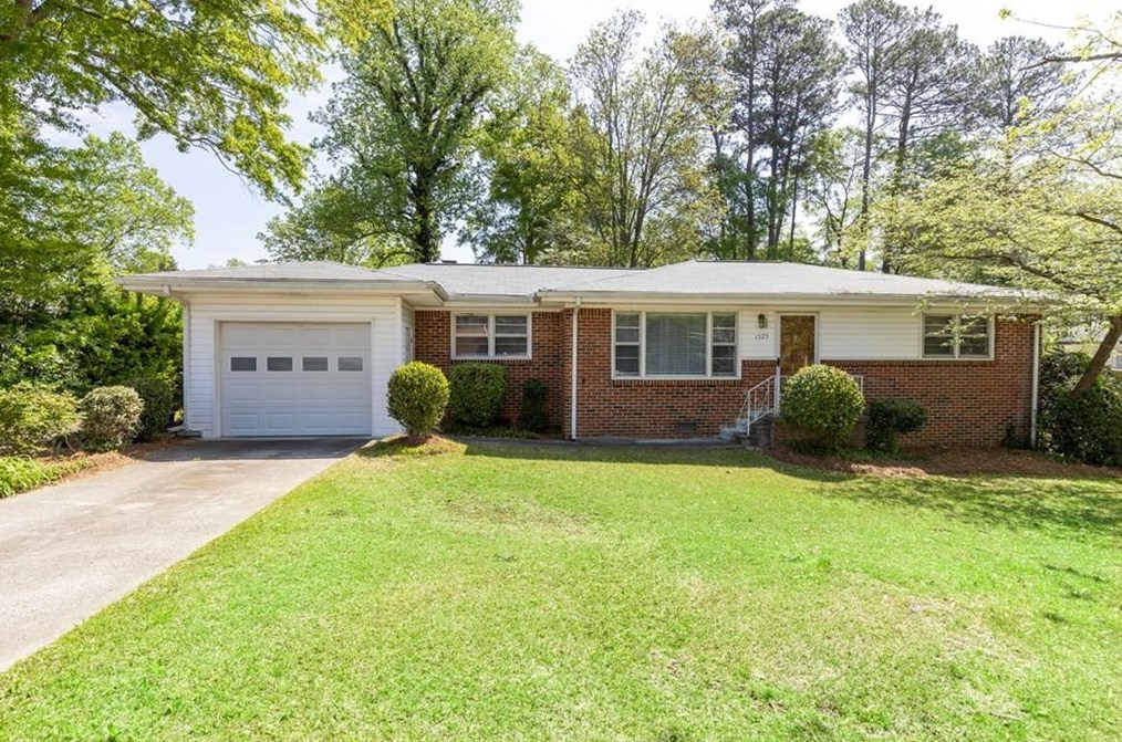 1325 Cliffwood Dr, Smyrna, GA 30080-7903