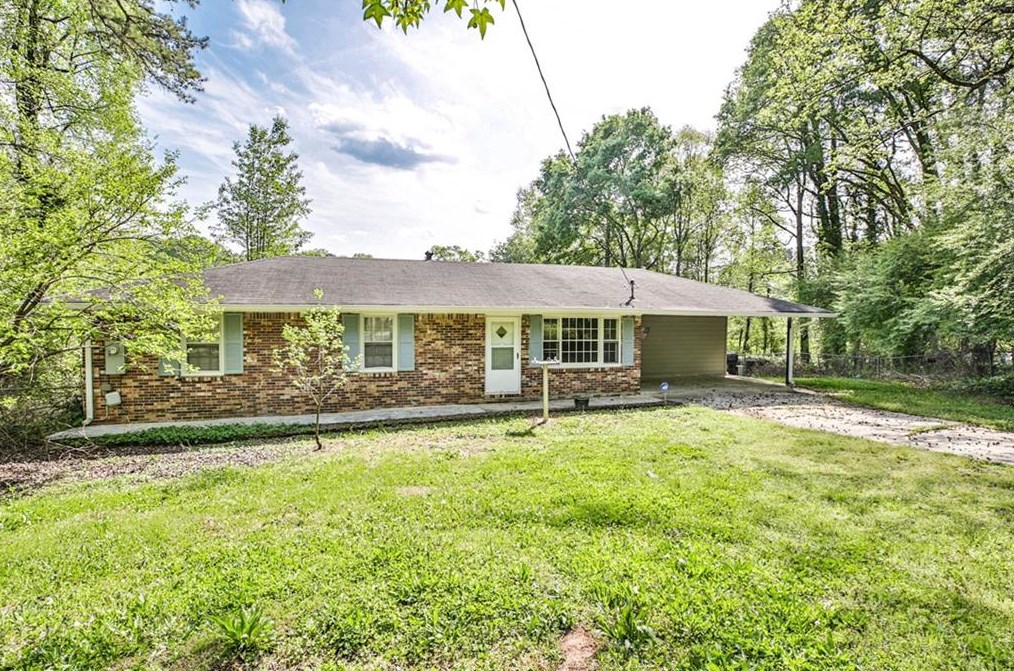 81 Terry Ln Nw, Lilburn, GA 30047