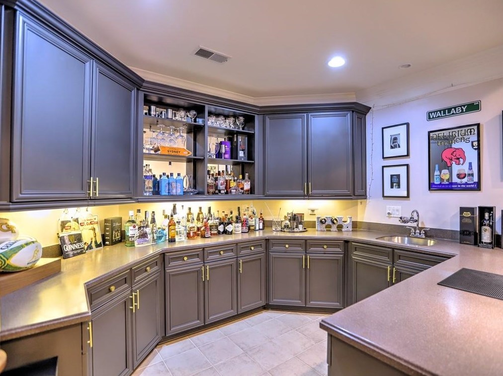 3163 Windsor Lake Dr, Atlanta GA  30319-2374 exterior