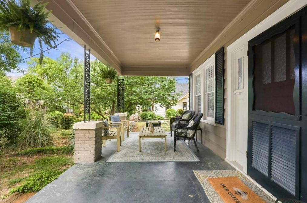 330 Peachtree Ave, Atlanta GA  30305-3208 exterior