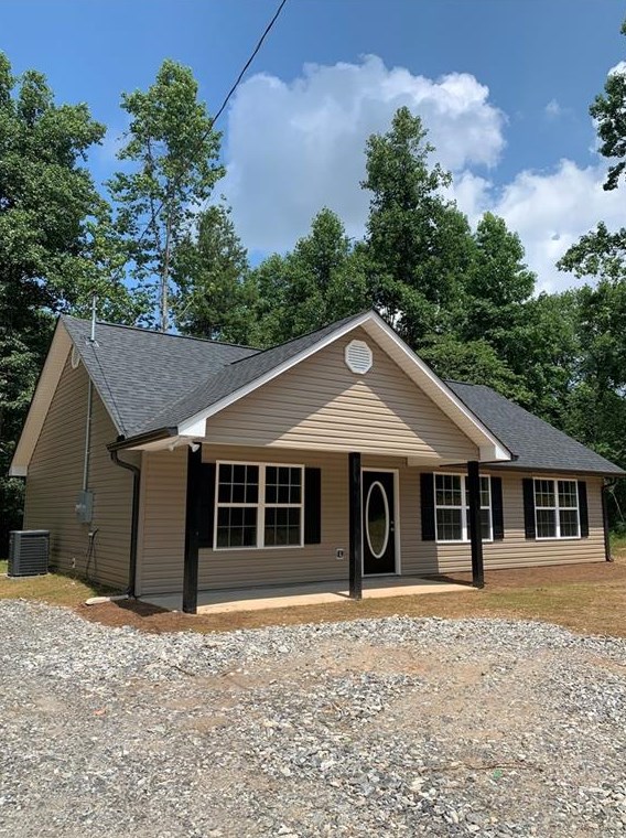 451 Pony Lake Rd, Dahlonega, GA 30533