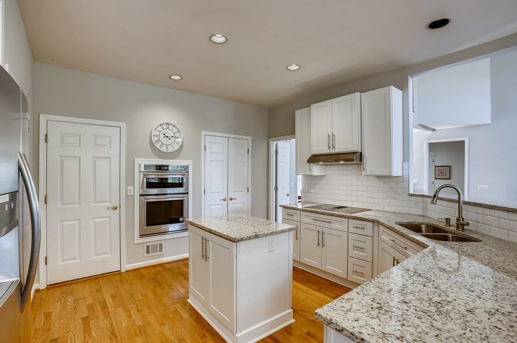 4304 Millside Ct, Smyrna GA  30080-6396 exterior