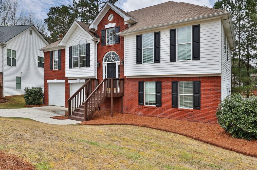 2584 Apalachee Run Way, Dacula, GA 30019
