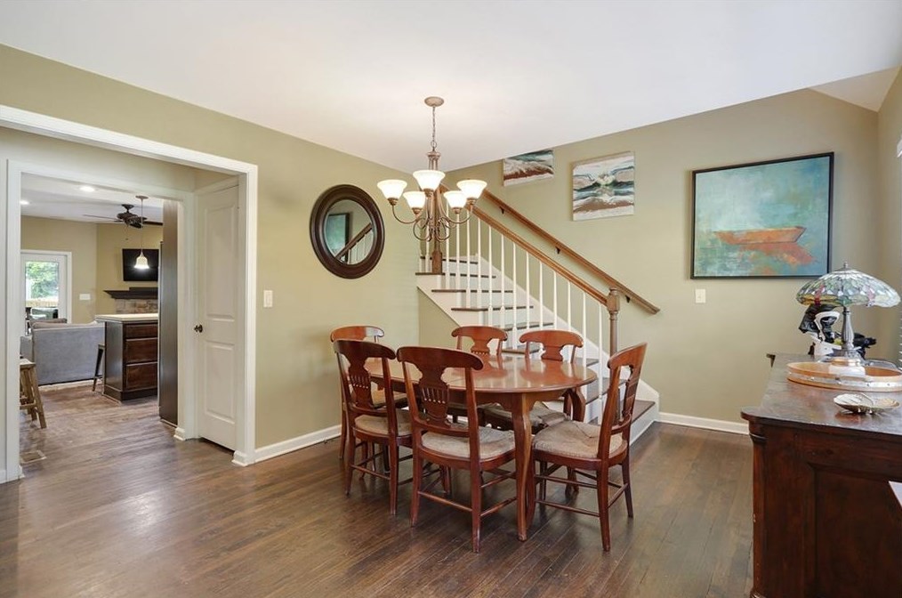 1823 Tobey Rd, Atlanta GA  30341-4831 exterior