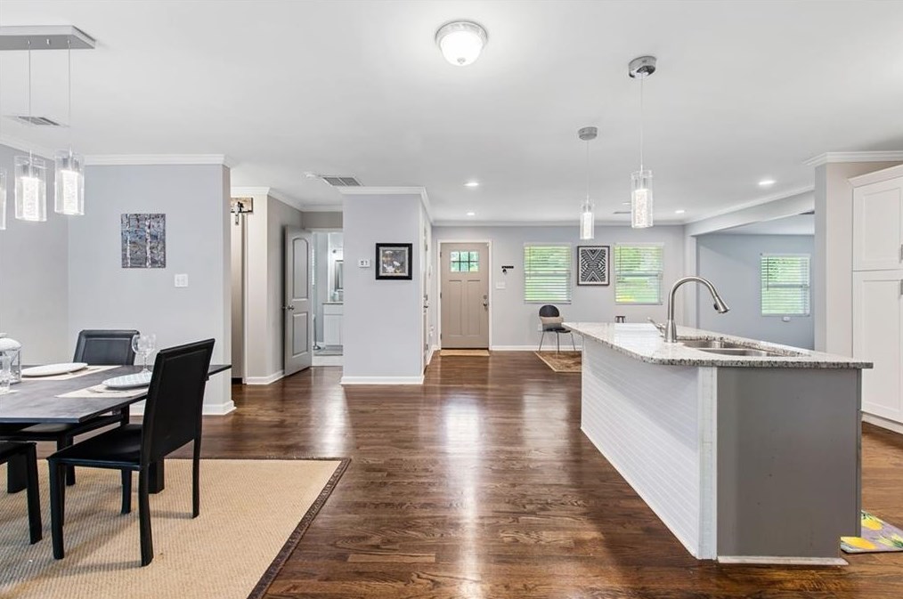 1955 Glenmar Dr, Decatur GA  30032-5147 exterior