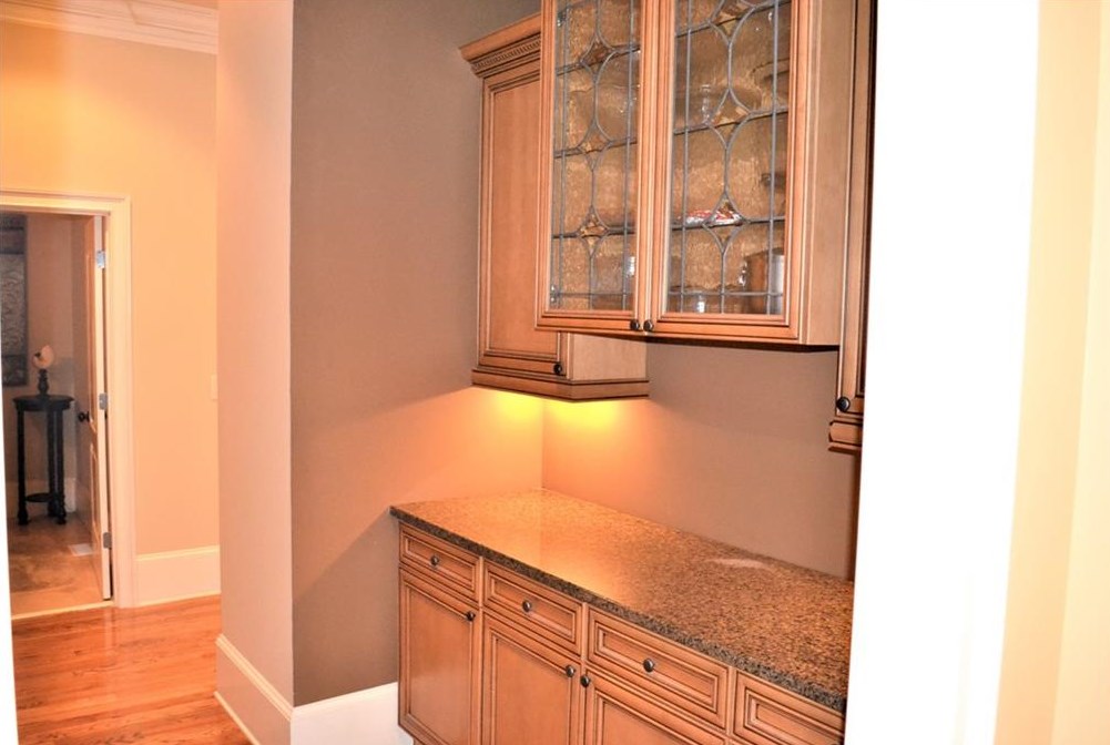 912 Carriage Path, Smyrna GA  30082-4761 exterior