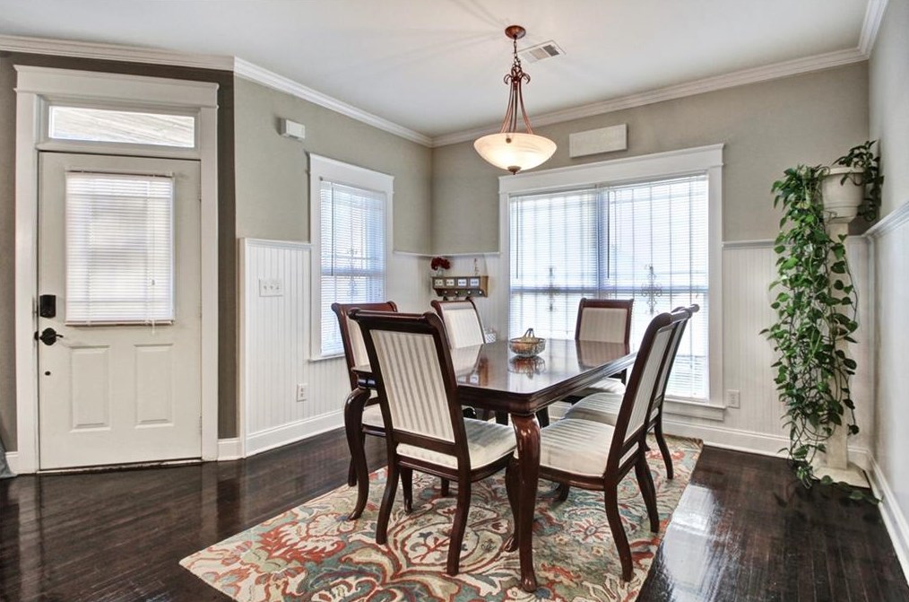 225 Washington Manor Dr, Atlanta GA  30314-2864 exterior