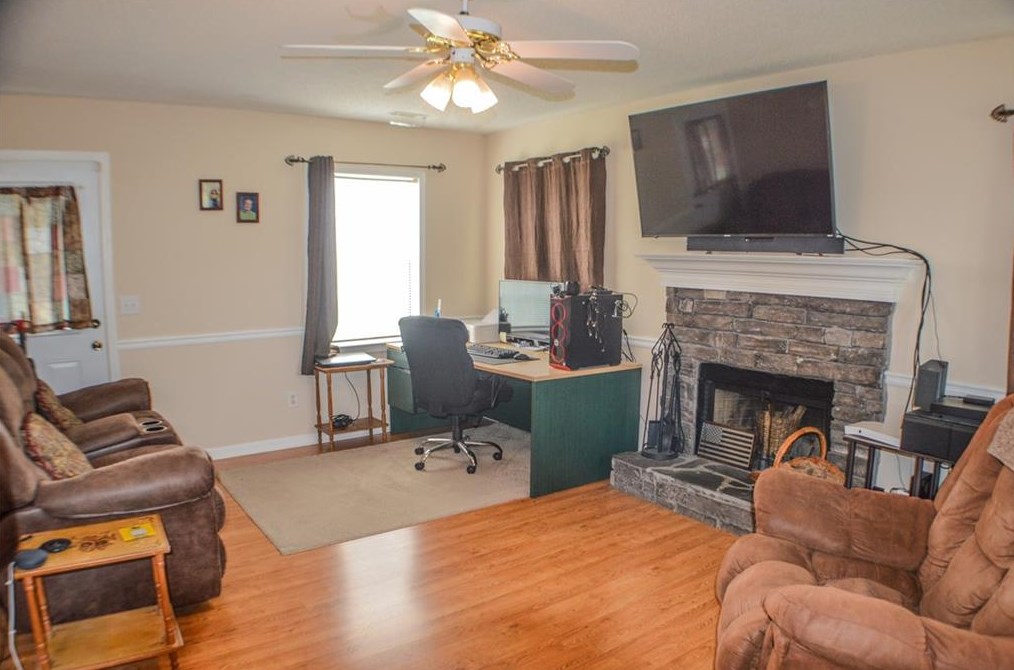 28 Arbors Way, Euharlee, GA 30121-9218