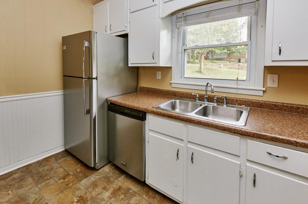 2428 Parkland Dr, Decatur GA  30032-6236 exterior