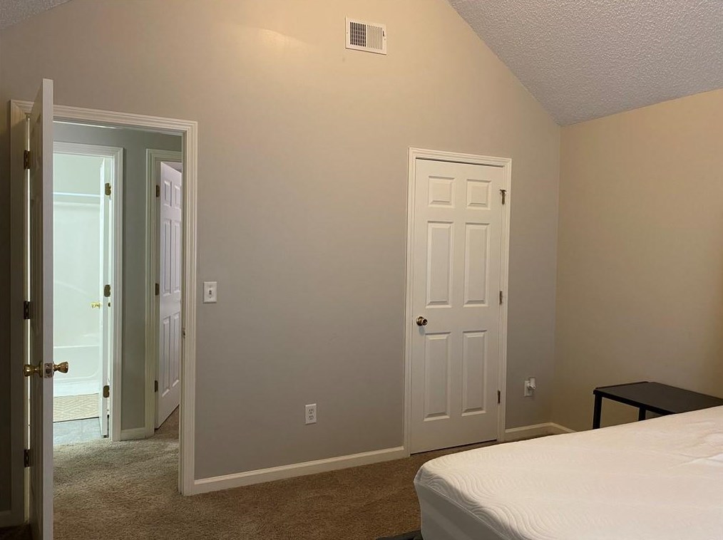 6235 Crooked Creek Ct, Rex, GA 30273