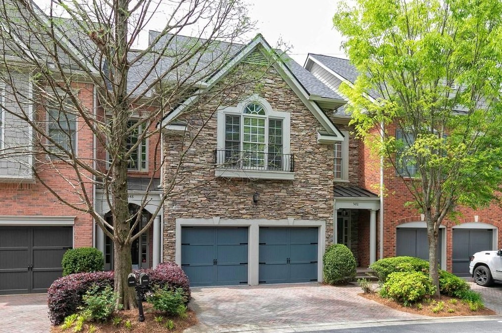 5452 Wentworth St, Atlanta, GA 30342-1987