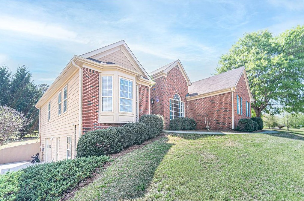3101 Planters Mill Dr, Dacula, GA 30019-1366