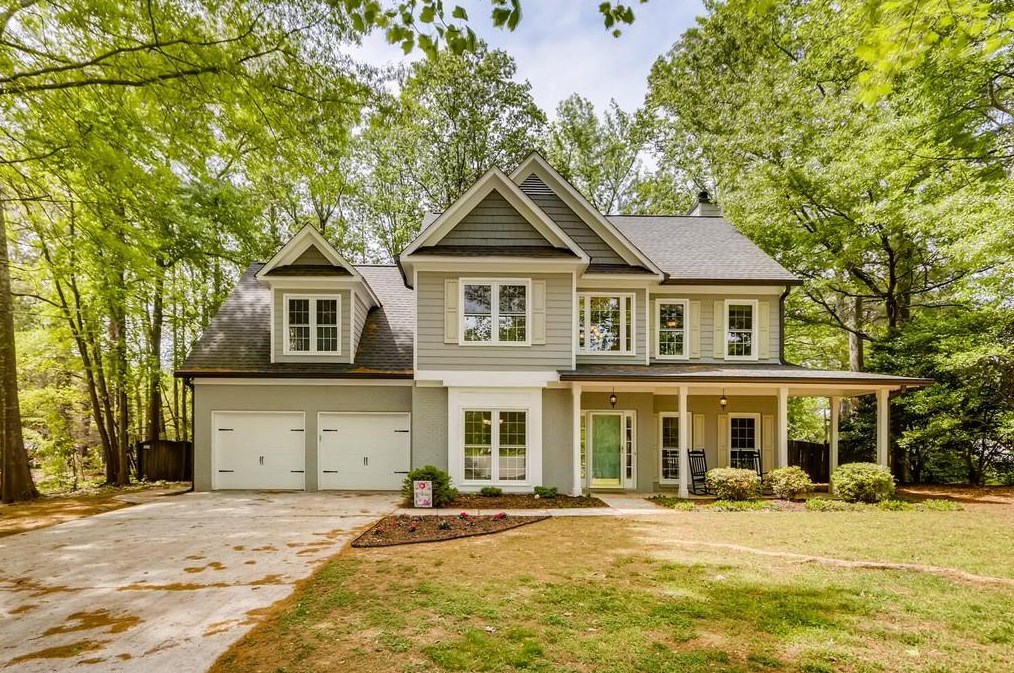 4080 Winding Valley Dr, Smyrna, GA 30082-3743