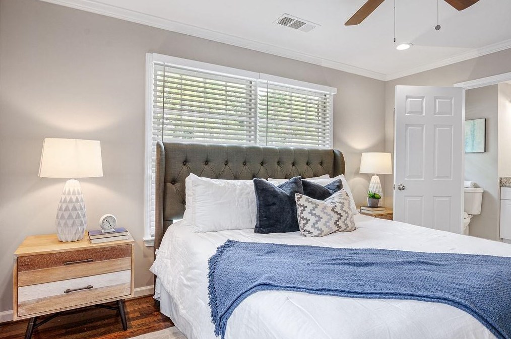 3159 Toney Dr, Decatur GA  30032-6713 exterior