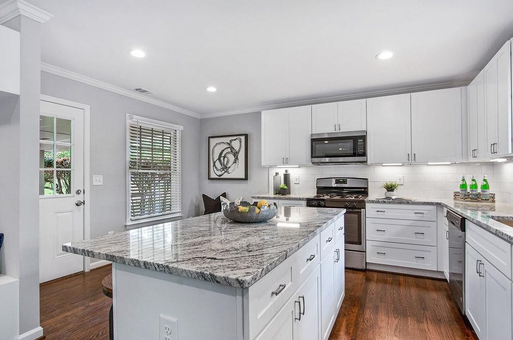 3159 Toney Dr, Decatur GA  30032-6713 exterior