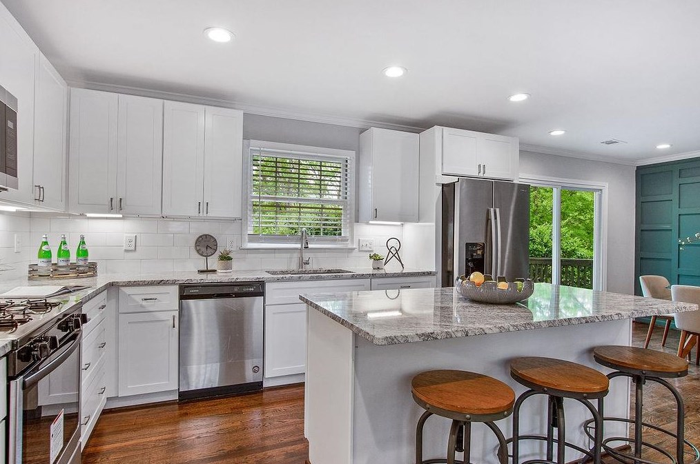 3159 Toney Dr, Decatur GA  30032-6713 exterior