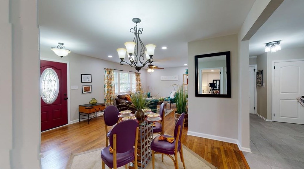 1530 Woodland Cir, Atlanta GA  30316-3160 exterior
