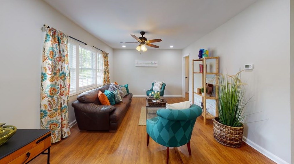 1530 Woodland Cir, Atlanta GA  30316-3160 exterior