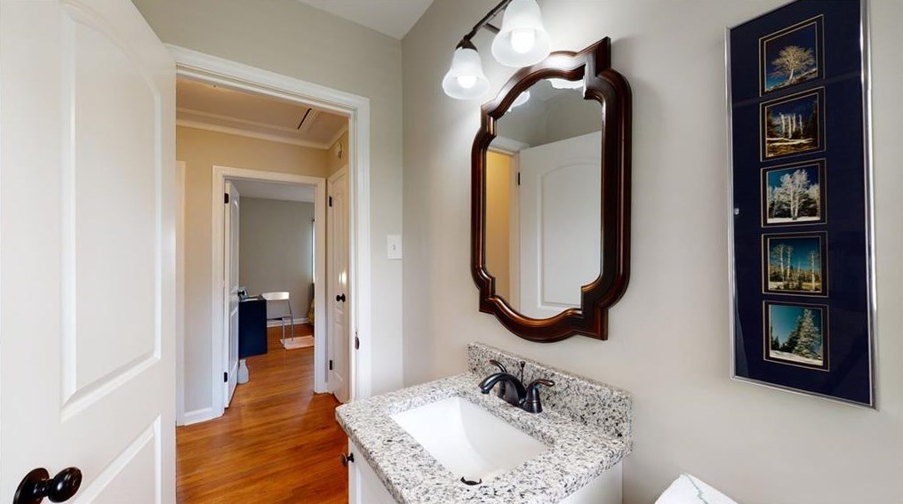 1530 Woodland Cir, Atlanta GA  30316-3160 exterior