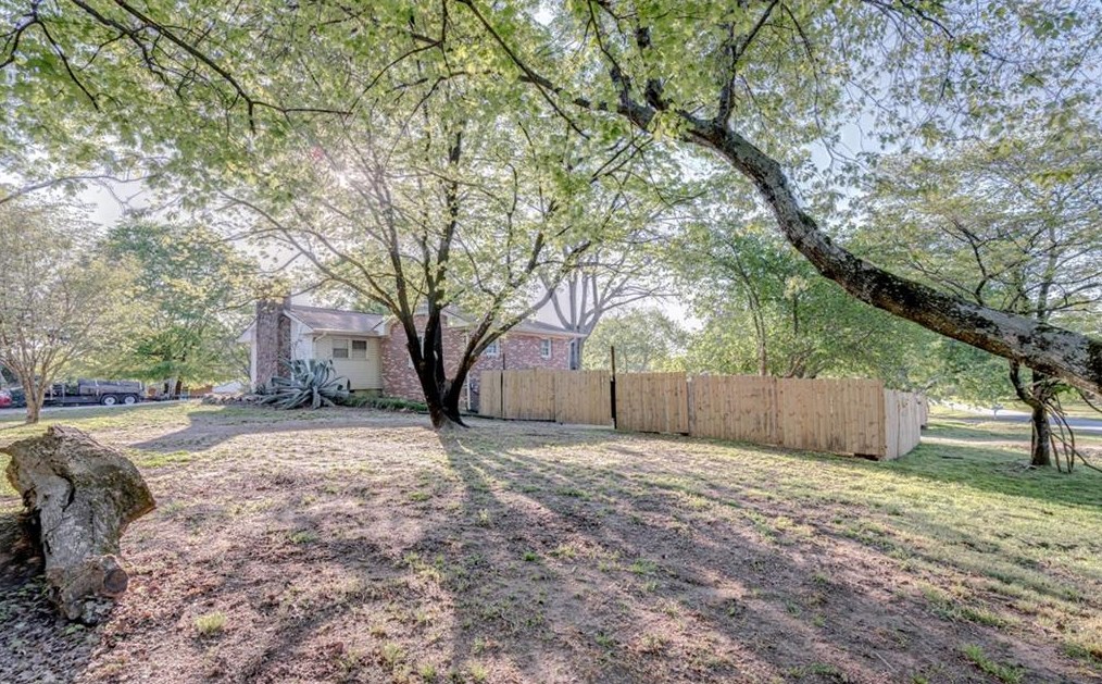 175 Ridgeway St, Winder, GA 30680-1595