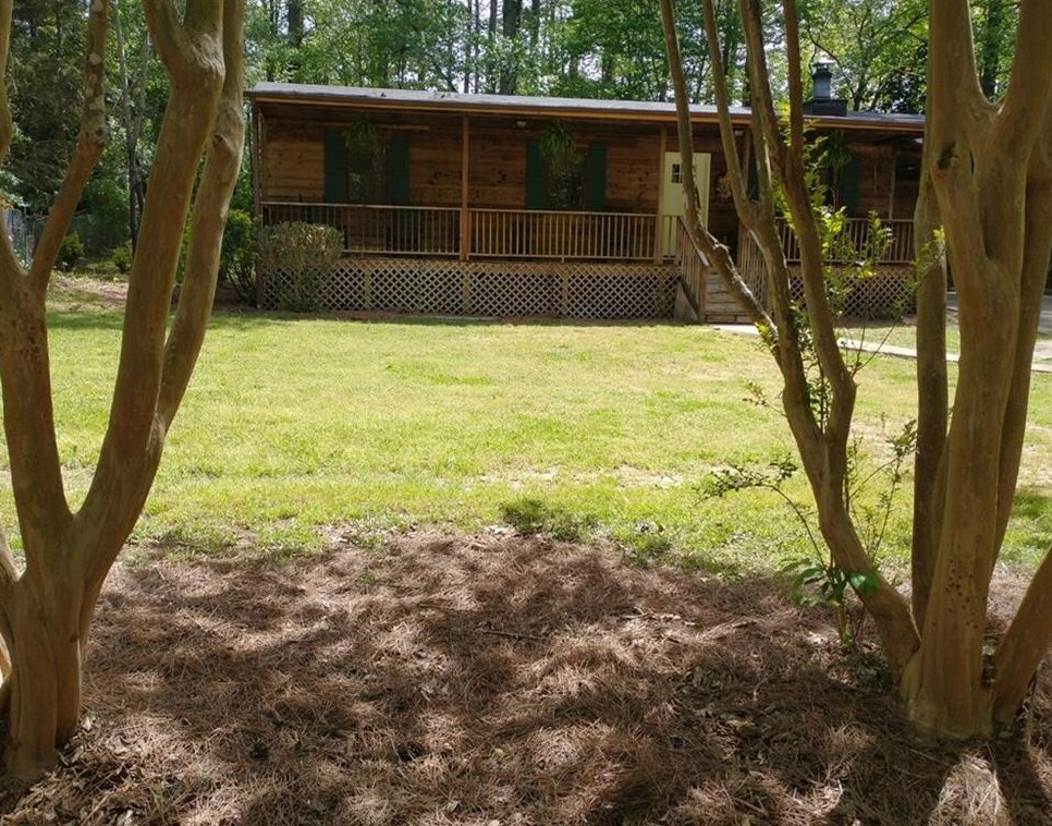 6942 Autumn Hill Dr, Douglasville, GA 30135-6256
