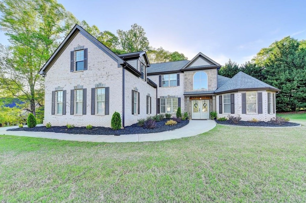 5922 Manor View Ln, Flowery Branch, GA 30542-2511